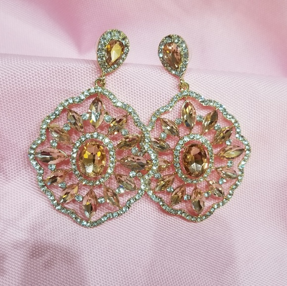 Champagne crystal chandelier earrings - Picture 2 of 8